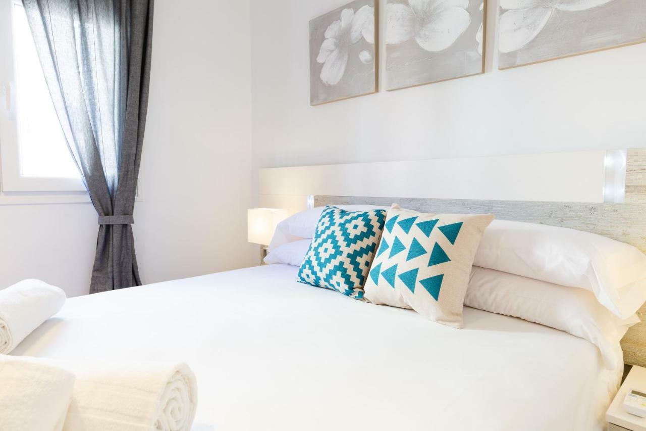 Picasso Daisy Apartment Fuengirola Luaran gambar