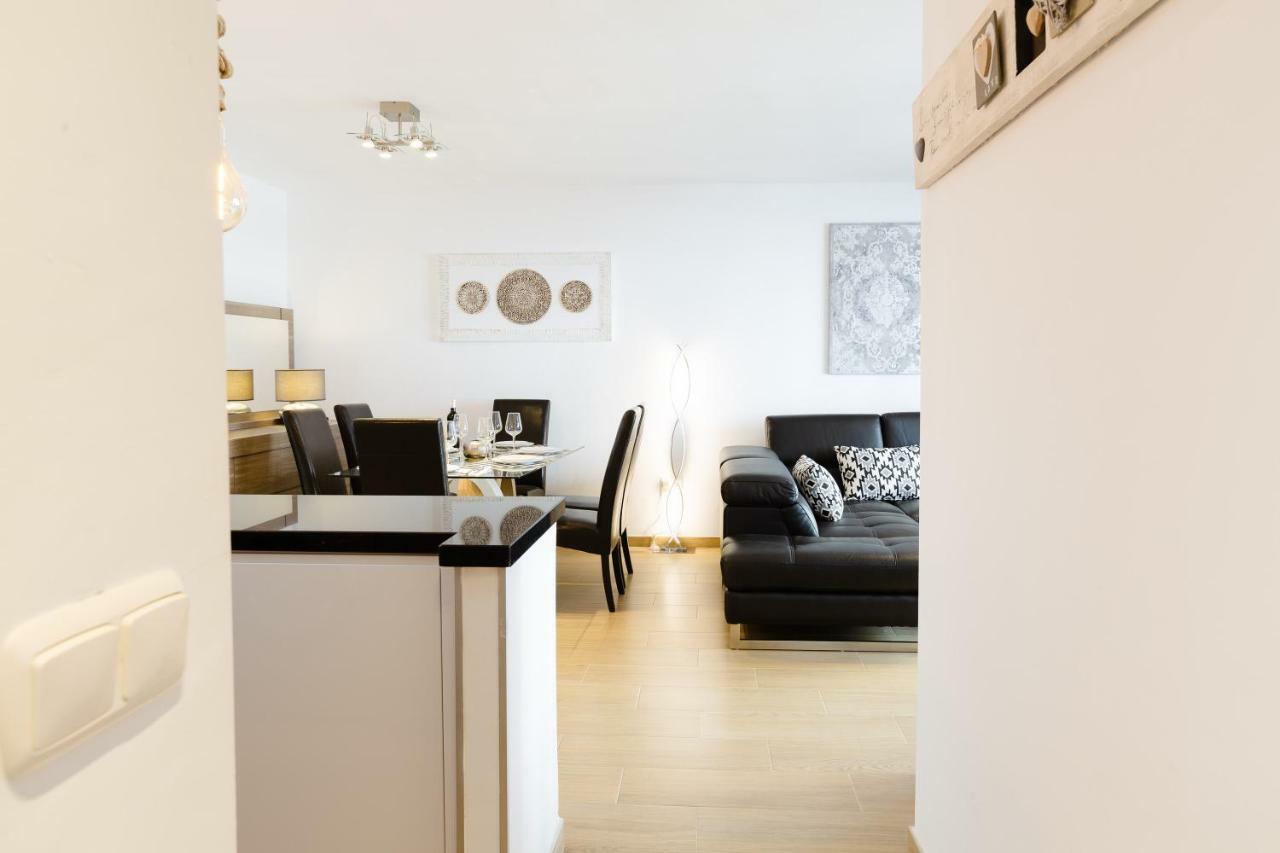 Picasso Daisy Apartment Fuengirola Luaran gambar
